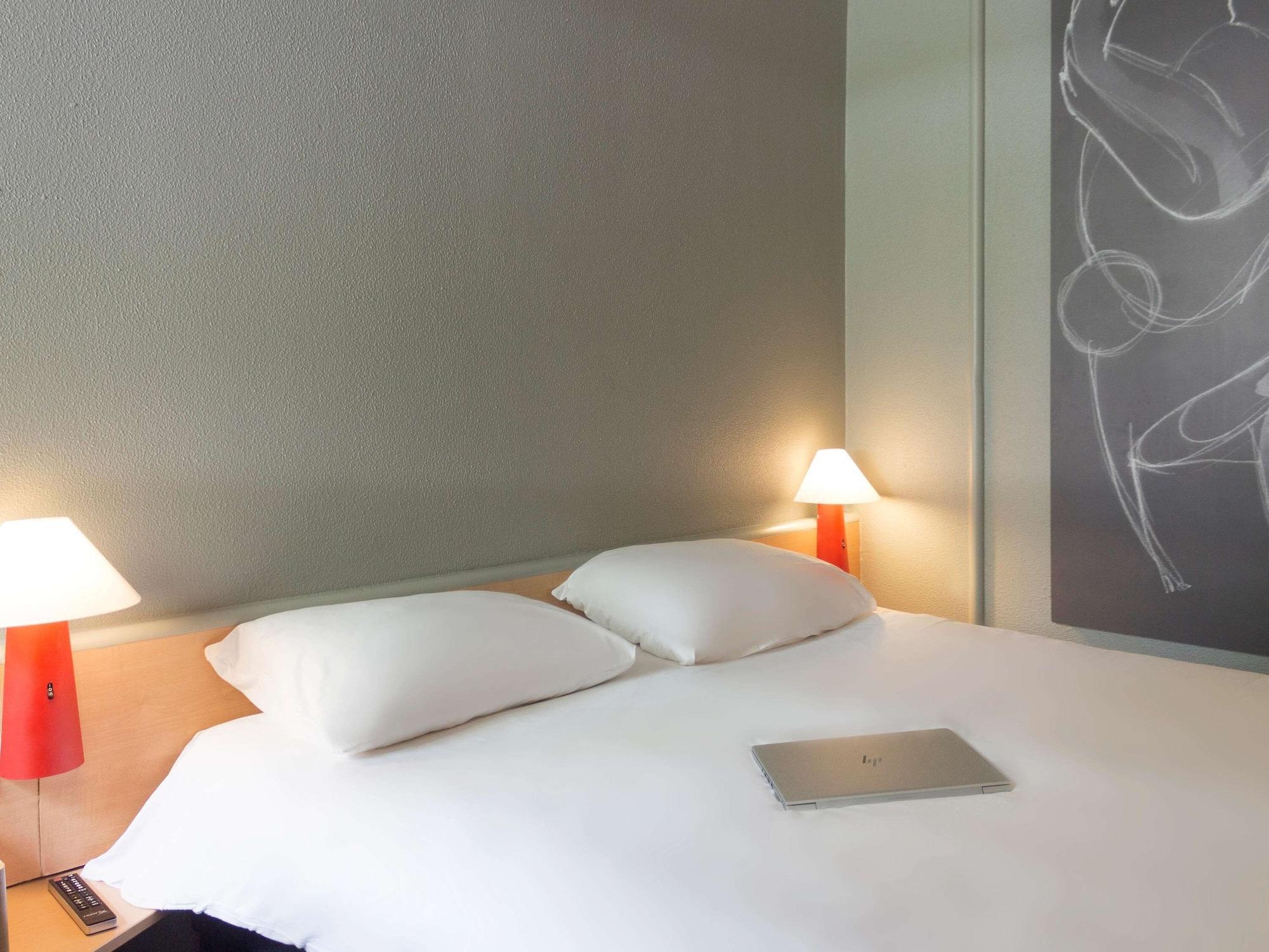 Ibis Dieppe Le Val Druel Zewnętrze zdjęcie