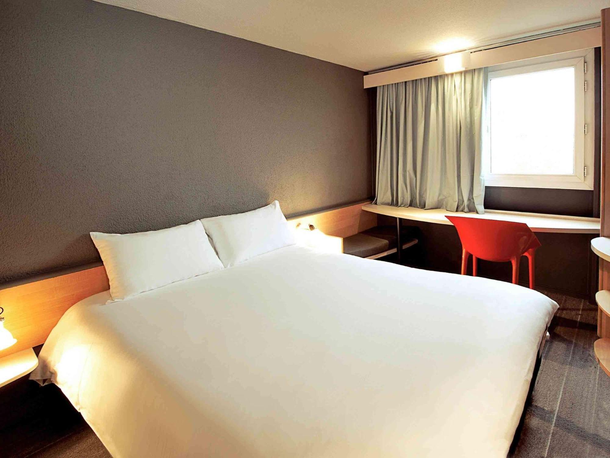 Ibis Dieppe Le Val Druel Zewnętrze zdjęcie