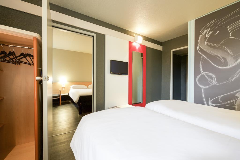 Ibis Dieppe Le Val Druel Zewnętrze zdjęcie